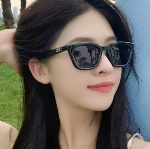 Kính râm nữ